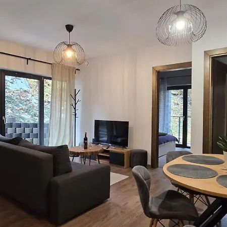 Loppet Apartament